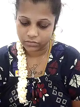 sweetqueen143 online show from April 11, 2026, 6:34 pm