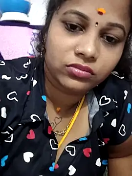 Snapshot of sweetqueen143 chatting on May 31, 2026, 6:09 pm sweetqueen143 online show from May 31, 2026, 6:09 pm