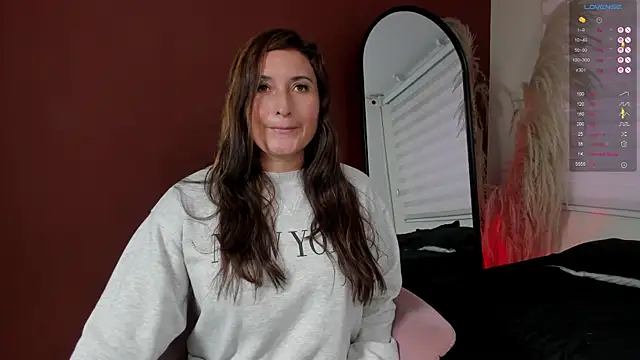 Snapshot of angela_fiory chatting on April 29, 2026, 7:53 pm angela fiory online show from April 29, 2026, 7:53 pm