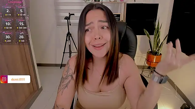 TaniaVelvet online show from September 25, 2025, 4:43 pm