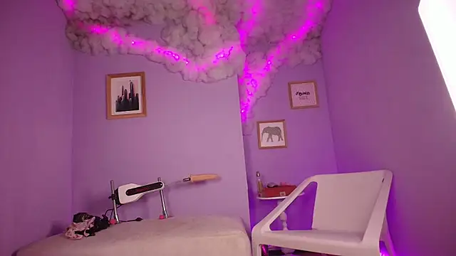 cat nasty online show from March 26, 2026, 3:39 pm