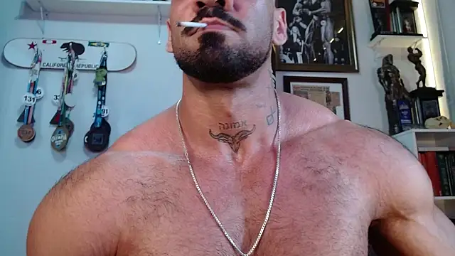 henryhadesflirt online show from February 1, 2026, 6:17 pm