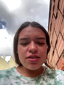 Aphrill online show from October 26, 2025, 8:26 pm