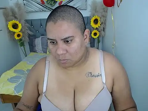 Snapshot of hotlesby_valery chatting on October 21, 2025, 12:17 pm hotlesby valery online show from October 21, 2025, 12:17 pm