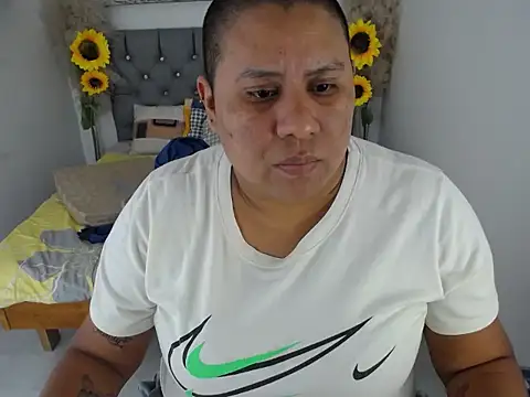 Snapshot of hotlesby_valery chatting on December 17, 2025, 7:53 pm hotlesby valery online show from December 17, 2025, 7:53 pm