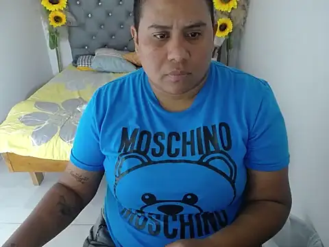 Snapshot of hotlesby_valery chatting on February 19, 2026, 8:05 pm hotlesby valery online show from February 19, 2026, 8:05 pm