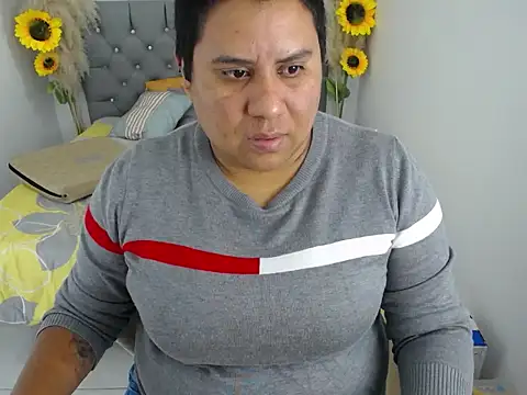 hotlesby valery online show from March 26, 2026, 8:03 pm