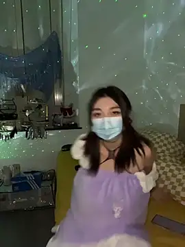 fioralba online show from October 24, 2025, 9:11 pm