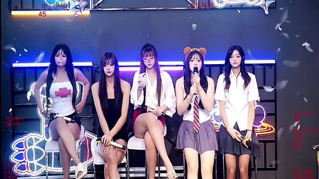 Shinygirls 777 online show from September 26, 2025, 12:36 am