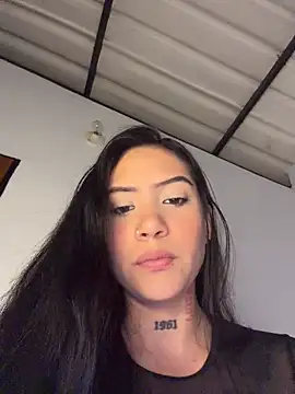 liahouses online show from December 20, 2025, 8:49 pm