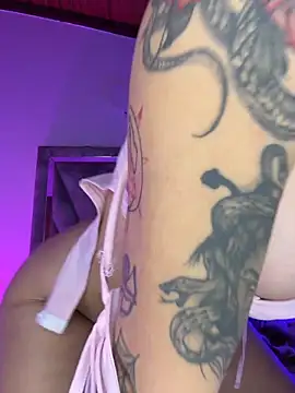 liahouses online show from March 8, 2026, 2:04 am