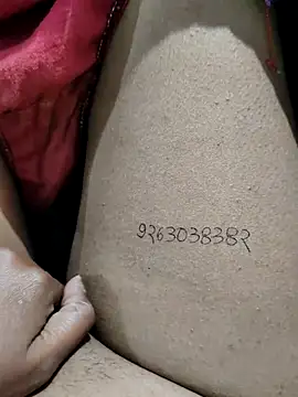 Snapshot of auntybbk chatting on November 30, 2025, 7:07 pm auntybbk online show from November 30, 2025, 7:07 pm