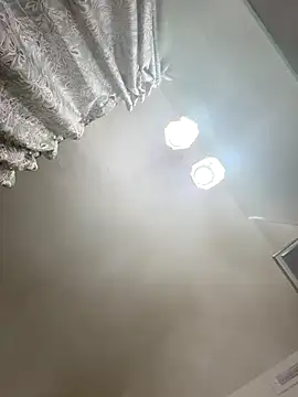 Snapshot of loverofbigitems2 chatting on October 30, 2025, 8:42 pm loverofbigitems2 online show from October 30, 2025, 8:42 pm