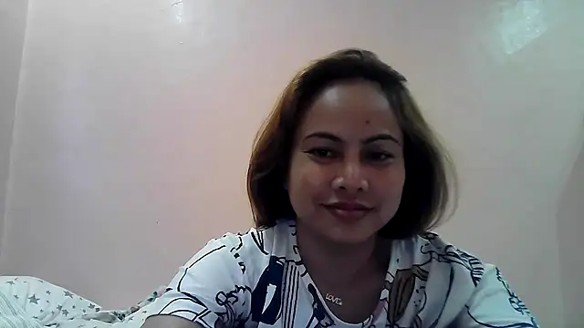 Snapshot of Amarrahlyn chatting on October 13, 2025, 10:32 pm Amarrahlyn online show from October 13, 2025, 10:32 pm