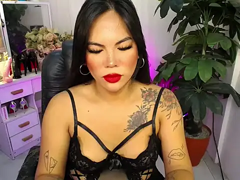 AngelitaDeputouch online show from November 19, 2025, 8:03 am