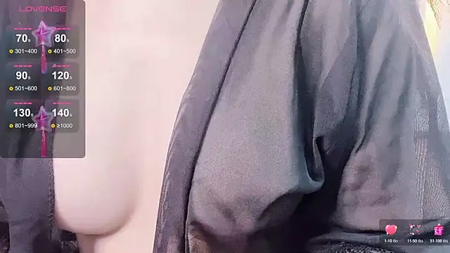 Snapshot of nuan-nuan- chatting on February 19, 2026, 10:06 pm nuan-nuan- online show from February 19, 2026, 10:06 pm