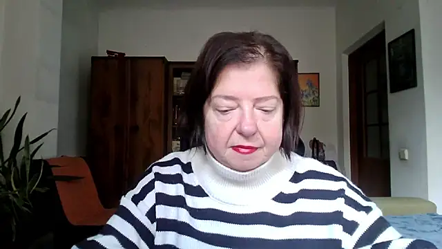 Violet Pulse online show from November 3, 2025, 8:59 am