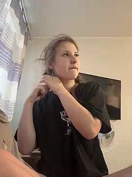 Niksa99x online show from October 28, 2025, 9:46 am