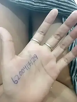 Snapshot of JassiKumari02 chatting on April 7, 2026, 6:52 pm JassiKumari02 online show from April 7, 2026, 6:52 pm