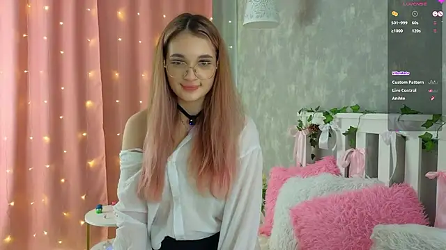 vivyboo111 online show from March 24, 2026, 9:31 pm