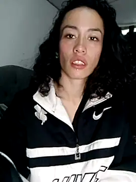 Snapshot of oblivionlove chatting on November 16, 2025, 10:15 pm oblivionlove online show from November 16, 2025, 10:15 pm