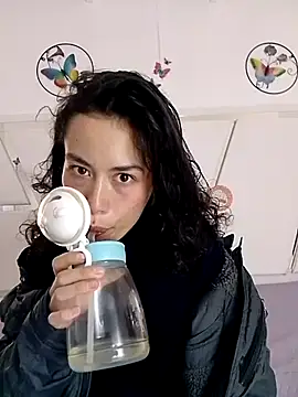 Snapshot of oblivionlove chatting on December 4, 2025, 8:50 pm oblivionlove online show from December 4, 2025, 8:50 pm