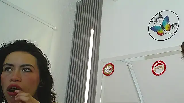 Snapshot of oblivionlove chatting on January 5, 2026, 9:29 pm oblivionlove online show from January 5, 2026, 9:29 pm