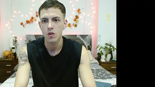 Dejavu11 online show from October 11, 2025, 4:01 am