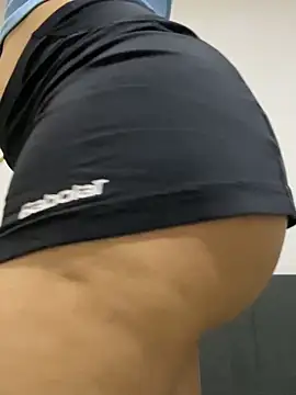 Snapshot of FOX_LATINA chatting on April 1, 2026, 3:40 am FOX LATINA online show from April 1, 2026, 3:40 am