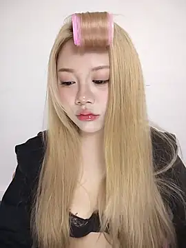 -Bianca- online show from February 2, 2026, 2:49 pm