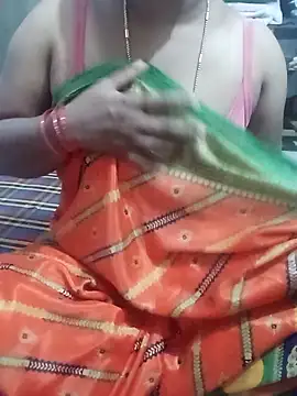 Snapshot of TeluguCuplehyd chatting on December 4, 2025, 8:45 am TeluguCuplehyd online show from December 4, 2025, 8:45 am