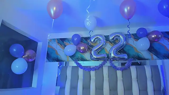 IsaDiiaz online show from June 5, 2026, 5:14 am