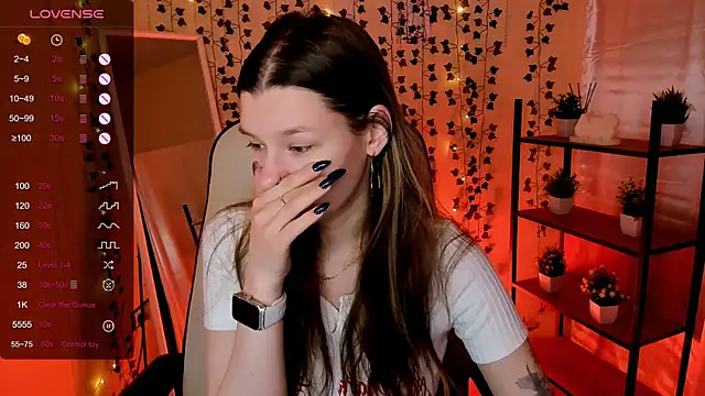 LinaBlossom  online show from May 14, 2026, 2:51 am
