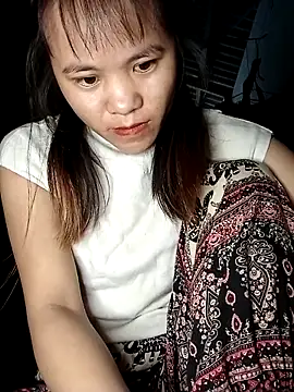 Snapshot of Norah-h chatting on November 1, 2025, 2:13 am Norah-h online show from November 1, 2025, 2:13 am