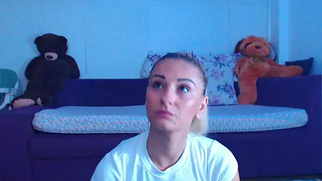 CassieSpell online show from October 2, 2025, 9:22 pm