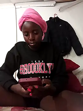 Snapshot of BlackPearl_19 chatting on March 12, 2026, 2:12 pm BlackPearl 19 online show from March 12, 2026, 2:12 pm