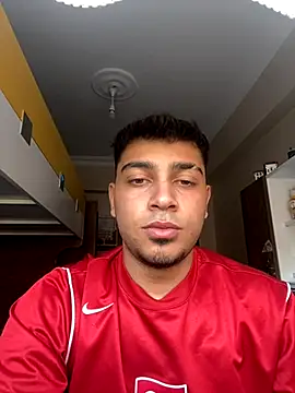 astoperaa online show from November 3, 2025, 11:55 am