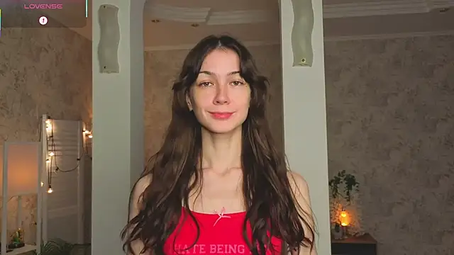 ReneeLippeatt online show from October 16, 2025, 7:26 pm