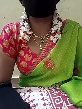 jasminetaml online show from February 17, 2026, 6:47 pm