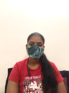 Tamil Yalini12 online show from October 28, 2025, 7:16 pm