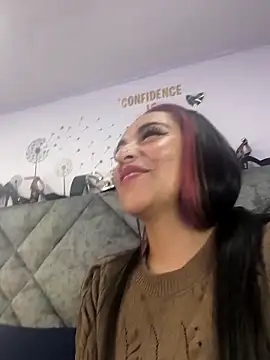 Alisson Stonee online show from April 16, 2026, 10:23 pm