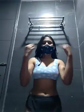 Snapshot of Onlyfordarlings chatting on April 8, 2026, 9:09 am Onlyfordarlings online show from April 8, 2026, 9:09 am