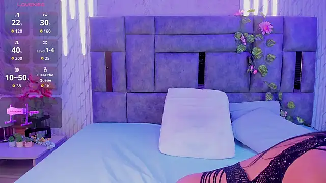 AlannaGil online show from April 5, 2026, 3:15 am