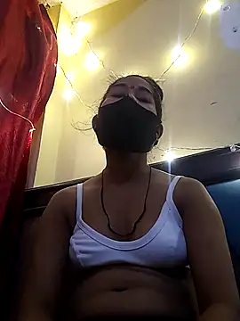 Snapshot of Mansi01 chatting on September 28, 2025, 6:41 am Mansi01 online show from September 28, 2025, 6:41 am