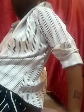 Snapshot of Mansi01 chatting on October 5, 2025, 10:07 pm Mansi01 online show from October 5, 2025, 10:07 pm