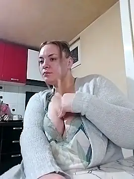 Mommygetnaughty online show from November 26, 2025, 10:33 pm