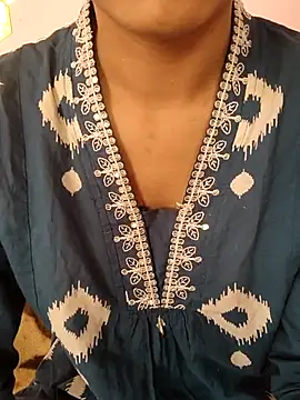 Snapshot of anayahotty chatting on October 19, 2025, 6:47 am anayahotty online show from October 19, 2025, 6:47 am