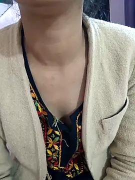 Snapshot of anayahotty chatting on November 8, 2025, 7:23 pm anayahotty online show from November 8, 2025, 7:23 pm