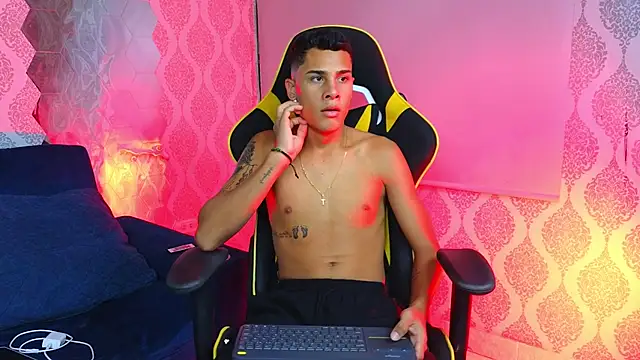 Twink davidxx online show from September 20, 2025, 7:37 pm