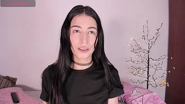 Snapshot of ScarlettRosetti chatting on May 7, 2026, 1:44 am ScarlettRosetti online show from May 7, 2026, 1:44 am